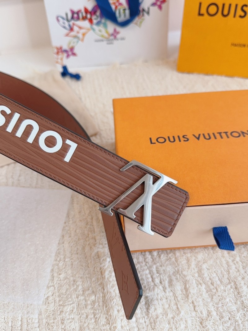 l0vis Vvtt0n belts